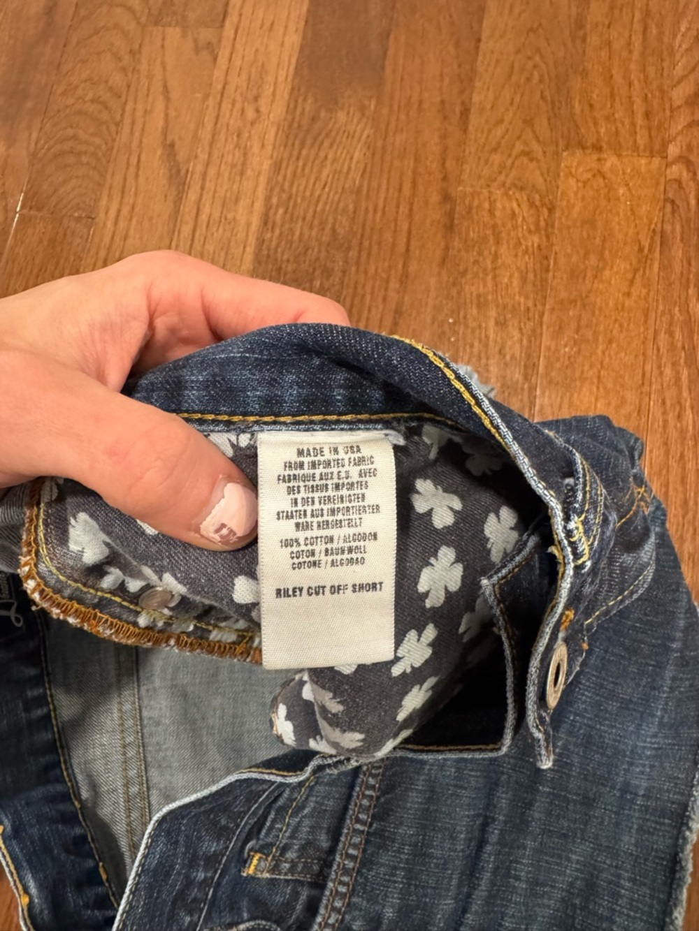 Lucky Brand Women's Mid Wash Blue Denim Cut Off Shorts - Picture 6 of 9